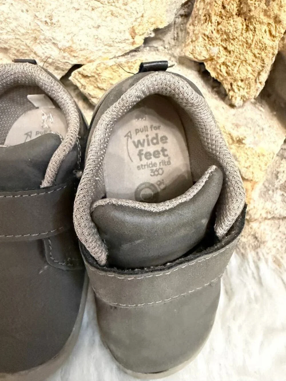 Stride Rite Toddler Shoes Wide Fit Gray Velcro First Walker Size 3
